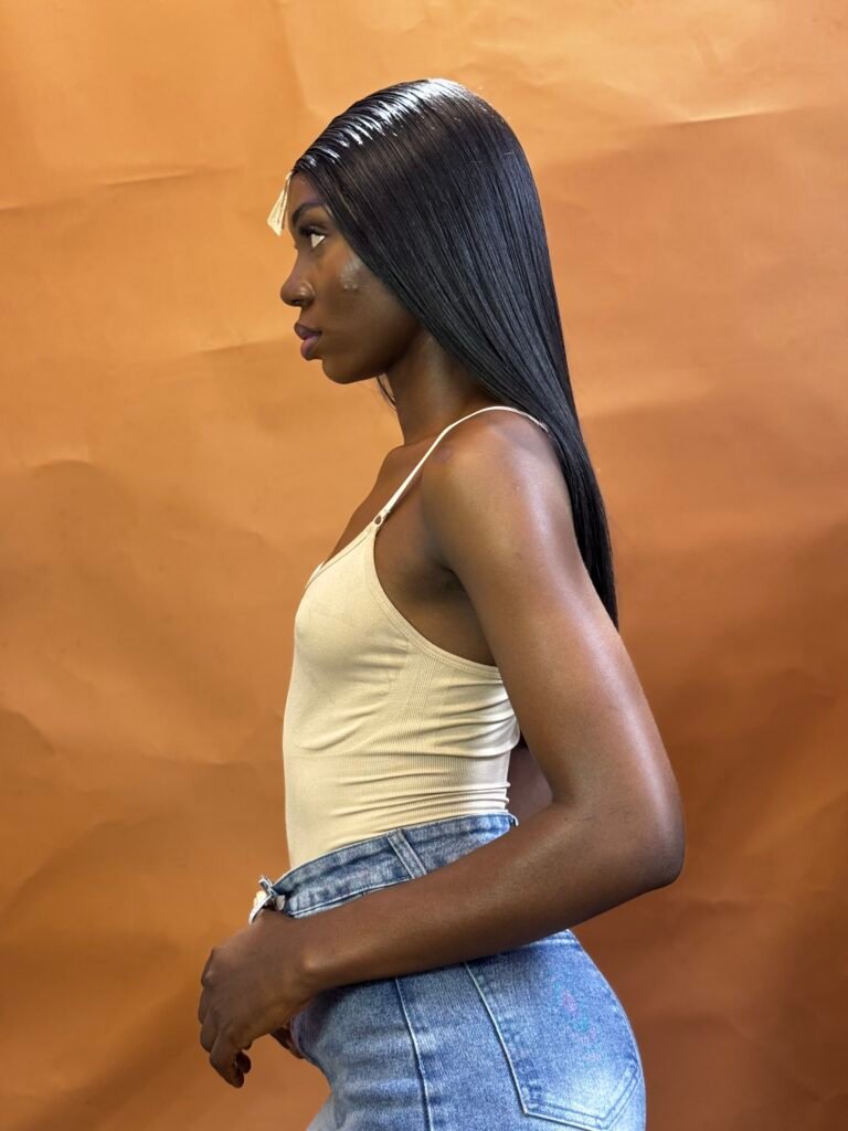 Milly Wig in Black plus free gift