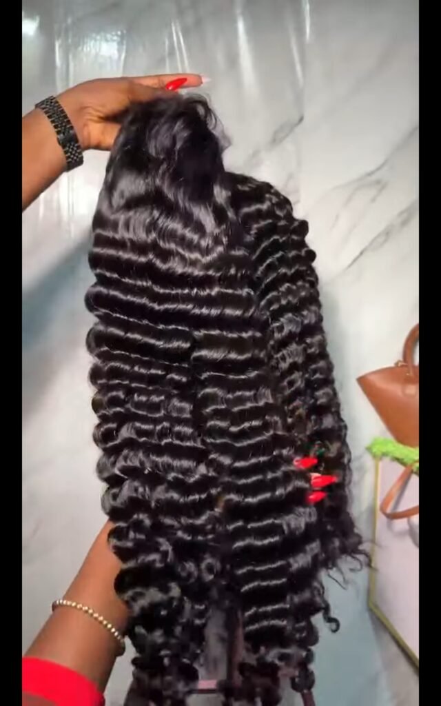 5 by 5 SDD deepwave natural color 💯 human hair, factory wig, very full and thick from top to bottom.....24 inches plus free gift