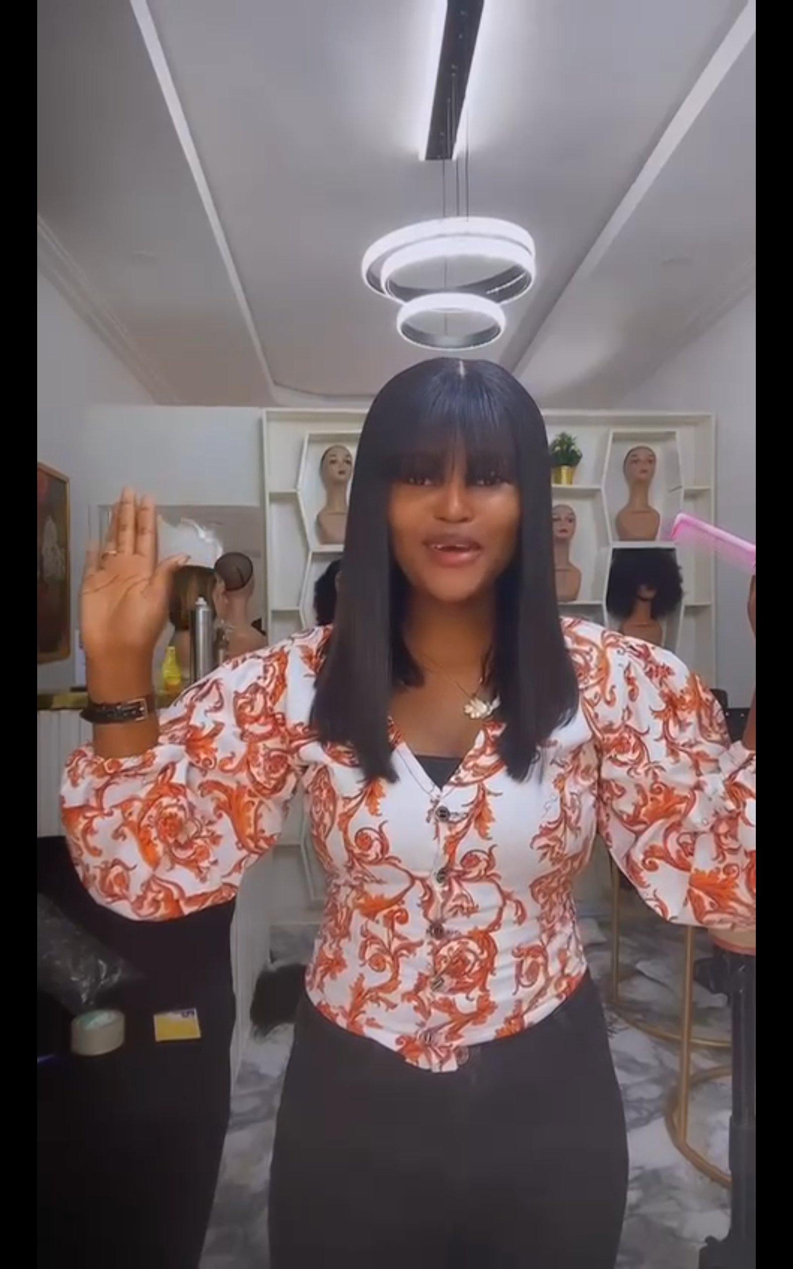 Closure fringe unit plus free gift