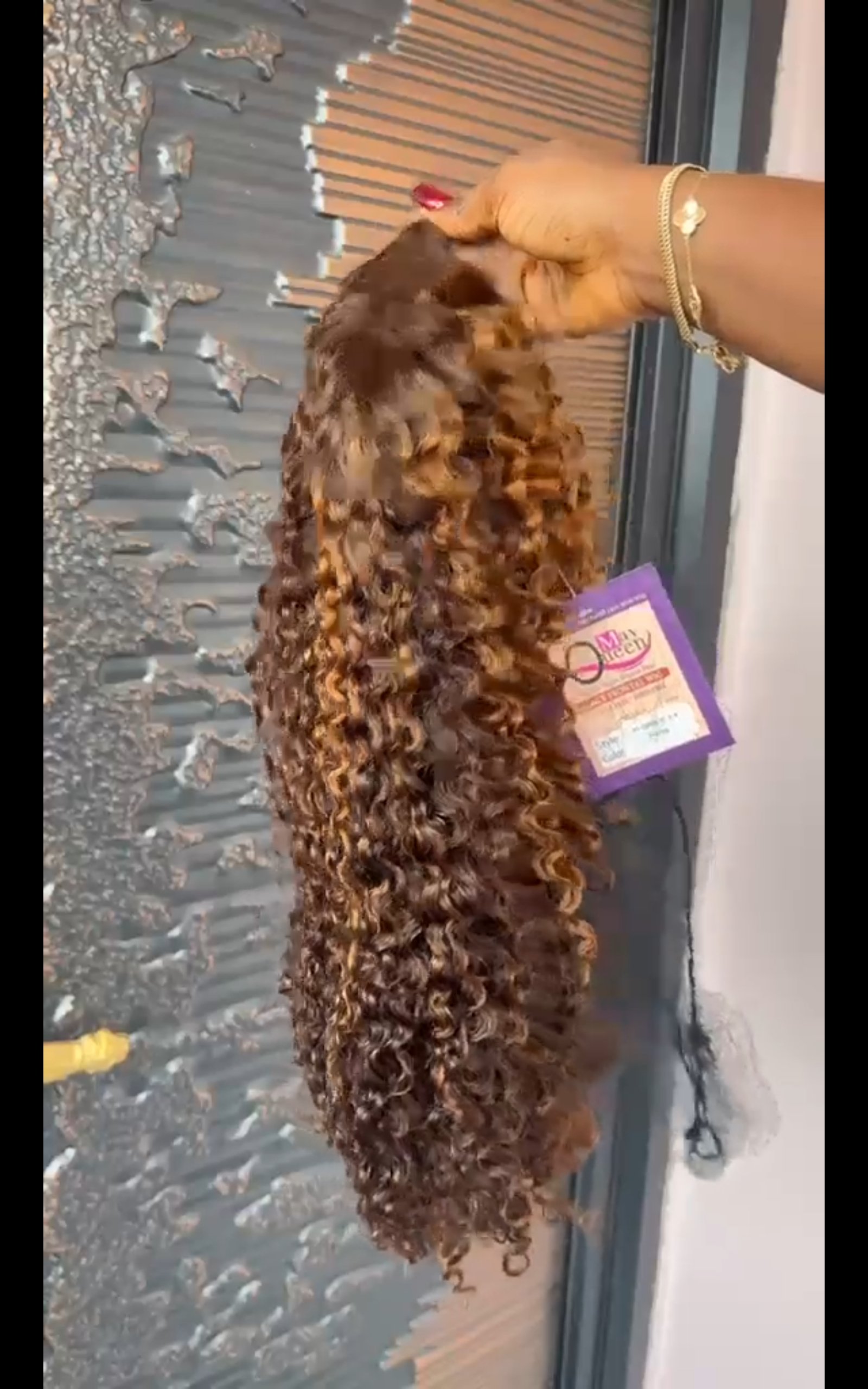 5 by 5 SDD pixie curls 💯 human hair in piano color....18 inches plus free gift