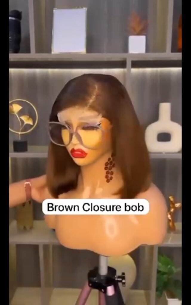 💯 human hair full closure Chestnut brown wig 12 inches plus free gift